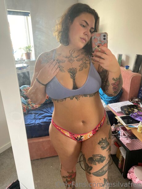 Resilvafree star sex photos