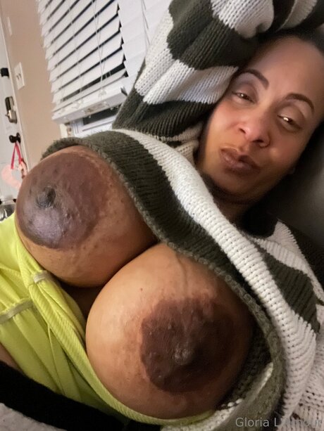 Glorialamour beautiful actress img