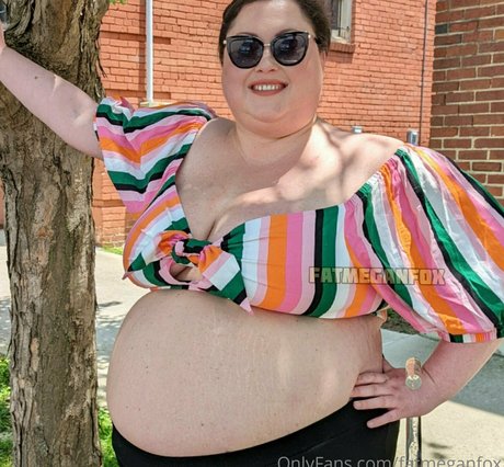 fatmeganfox pornographic star photo