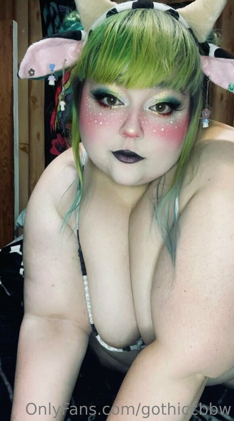 gothiccbbw exclusive actress pics