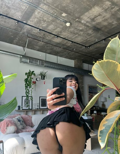 trangolina model hot pic