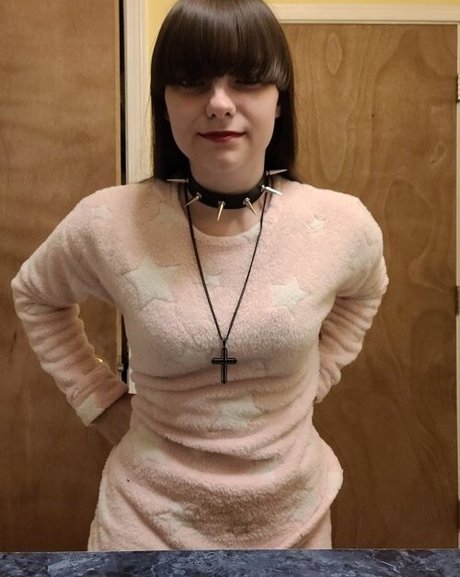 Morbid Mist perfect actress pic