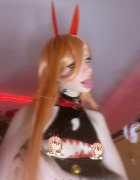 kynasheen model pretty pic