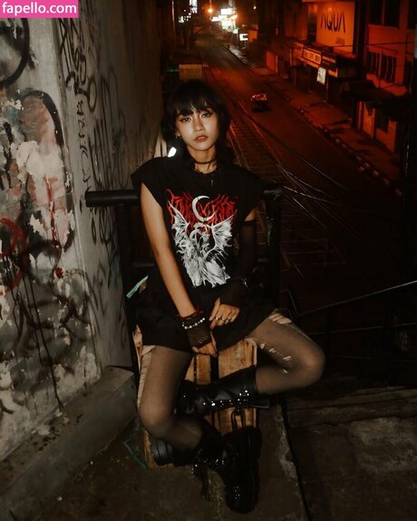 gay midget onlyfans exclusive image