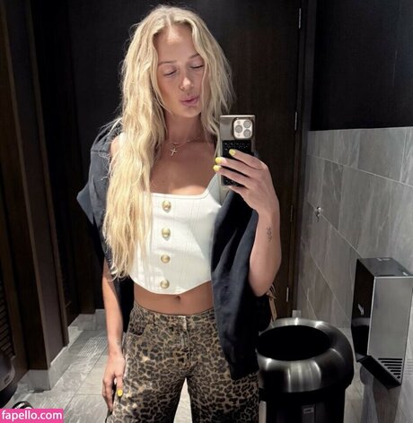 blonde wife onlyfans xxx photo