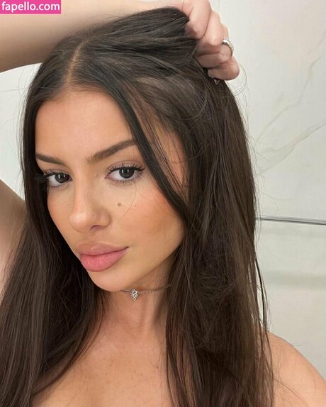 Noriella pornographic star pictures