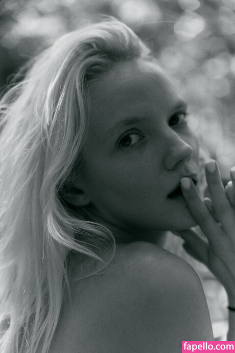 Karina Vasilishin high quality model image