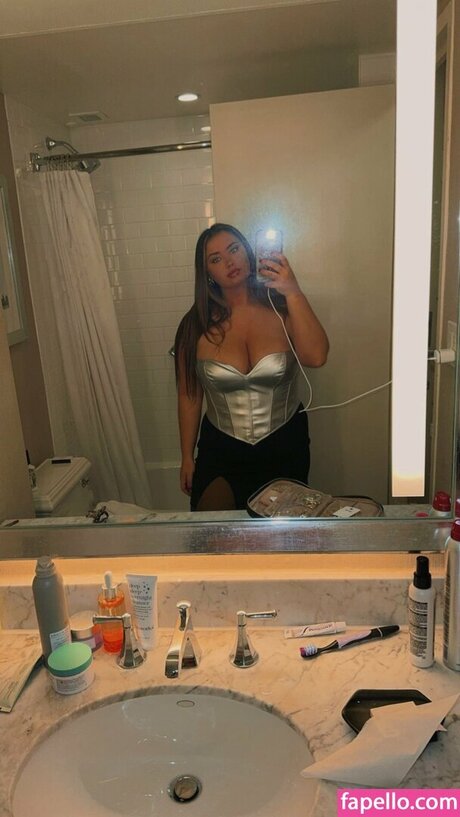 brunette petite onlyfans pornographic gallery