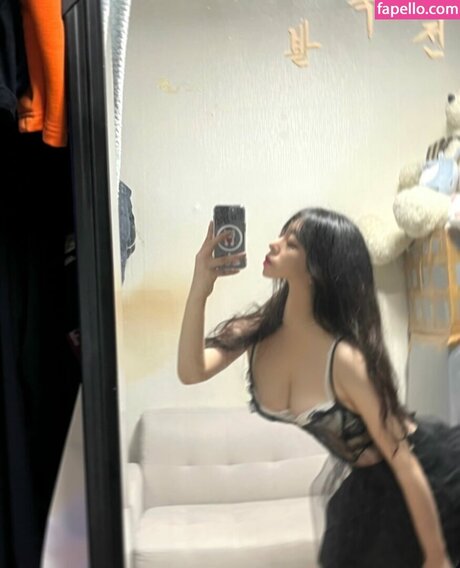 soooyaee pornstar perfect photos