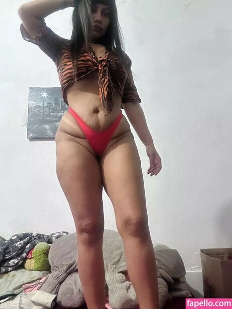 Renatinhaninfo1 nude model images