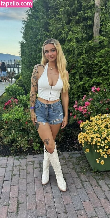 curvy girl onlyfans art porn photos