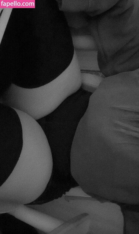 rxze xo model free photo