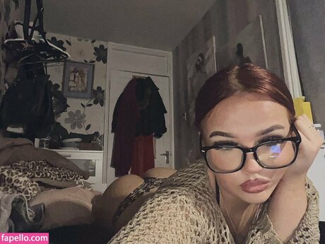 tall blonde onlyfans exclusive gallery