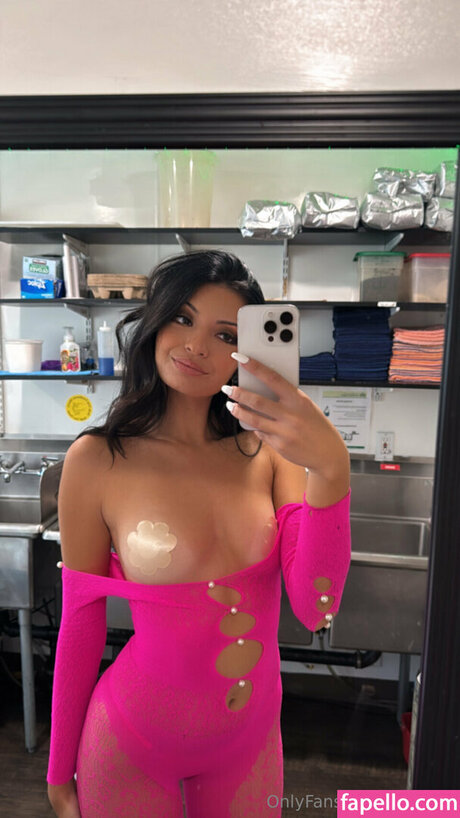 xotiffffff naked pornstar pics