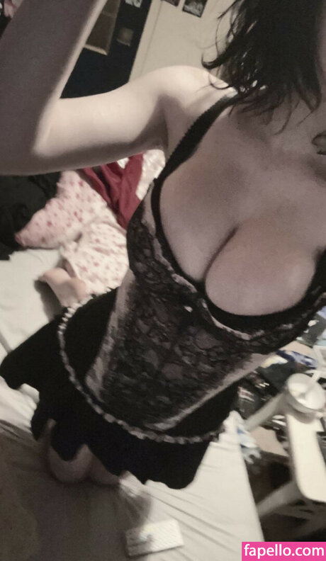 pixilers pretty model photo