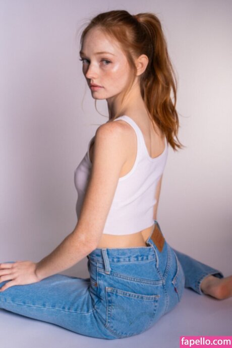 athletic blonde onlyfans nude pics