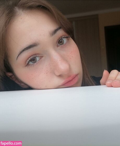 Polly Bee erotic pornstar photos