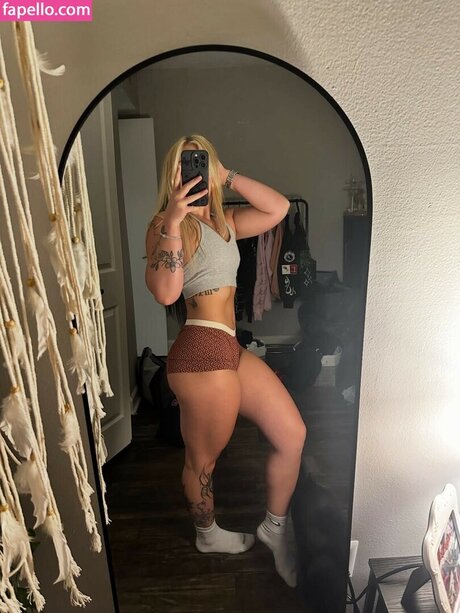 Alilangert pornstar sexy pics