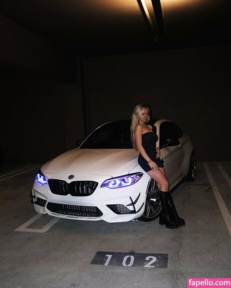 Thalia Hamidi nude star img