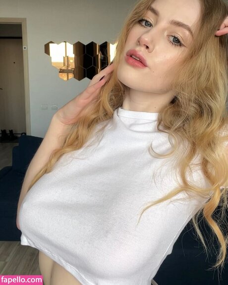 kittenyulia star pretty photos