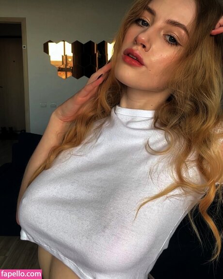 kittenyulia star sexy pics