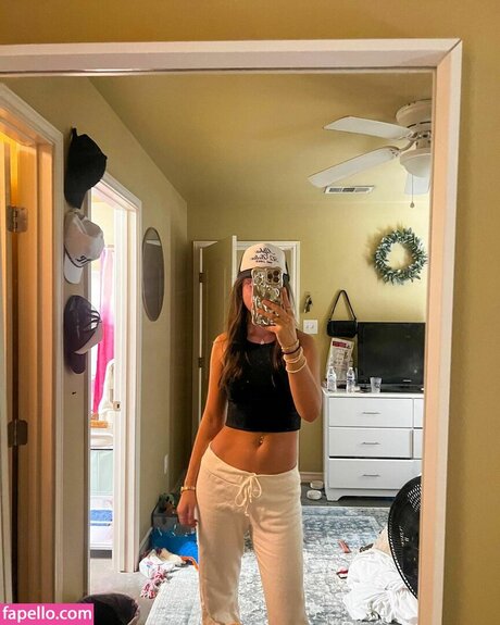 Katie Thompson model xxx pictures