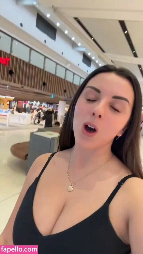 tiffanykrylov model sexy pics