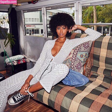 Jasmine Chola model porn galleries