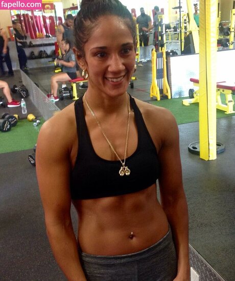 Amanda Serrano star nude images