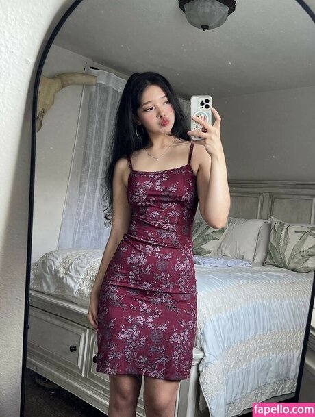 Outrovero star sex photos