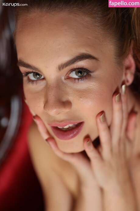 Alecia Fox actress galleries