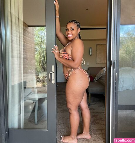 iamdesides pornstar naked photos