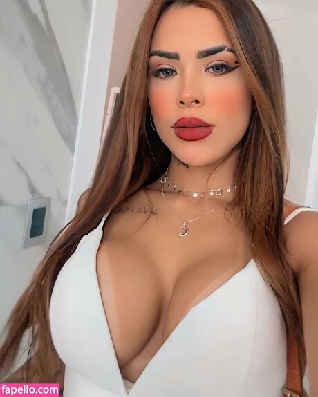 Kaah Muniz model sex pics