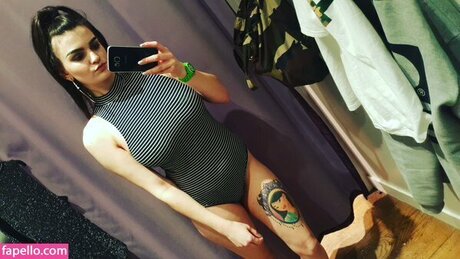 nude strip onlyfans sexy photos