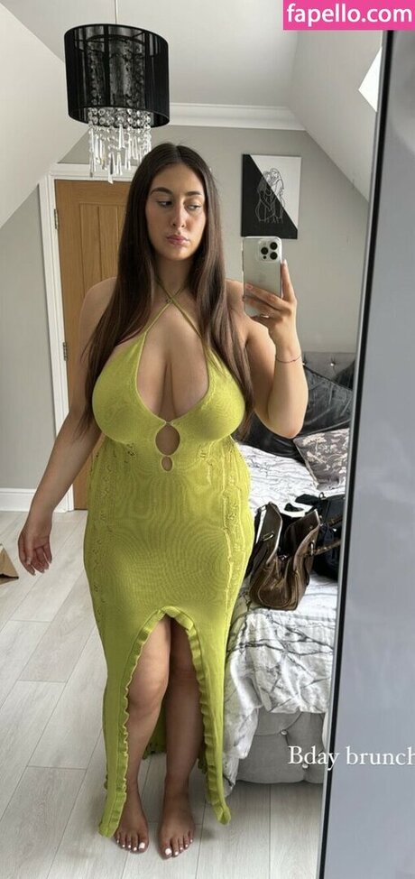 Sophie Alice nice model pic