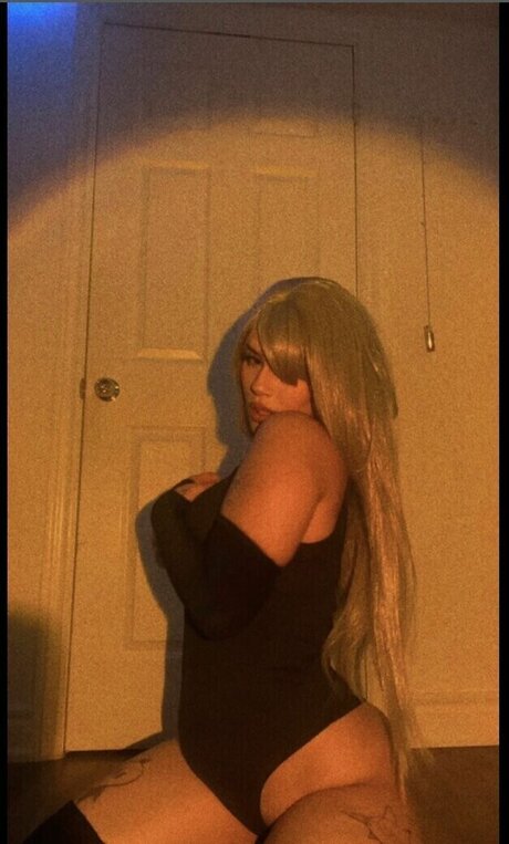 female masturbation onlyfans pornographic pic