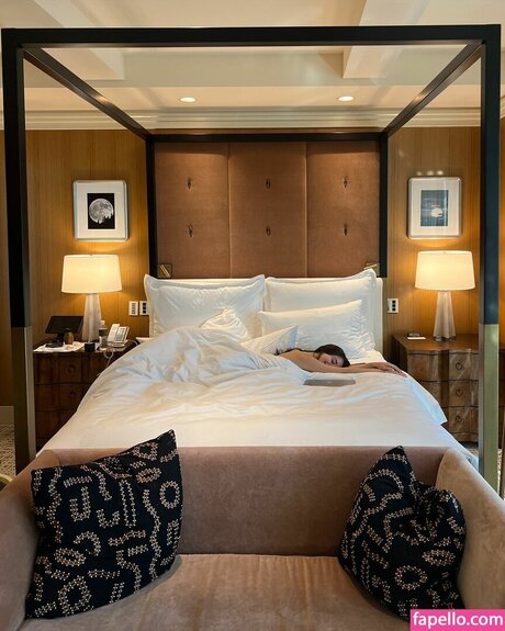 teacher milf onlyfans art nude picture