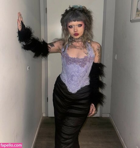 petite free onlyfans pornos image