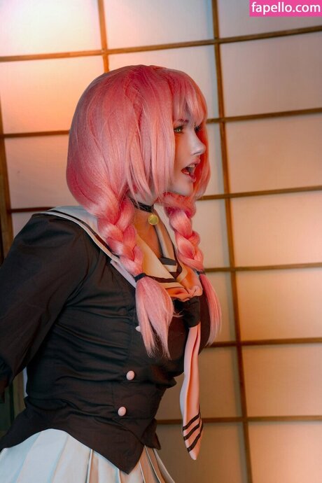 Elena Kyalviyainen pornstar top photo