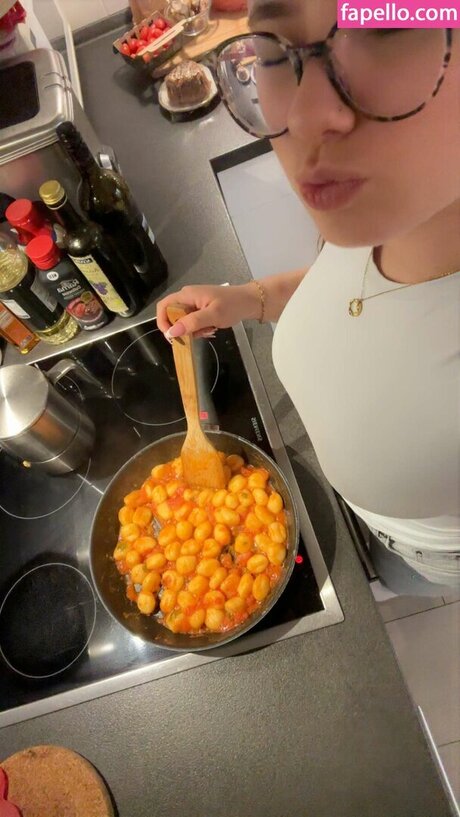 mature milf onlyfans free galleries