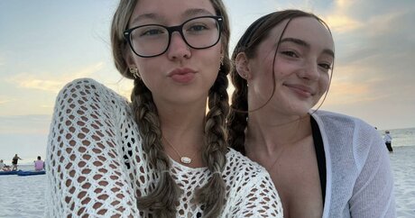 iisabellarosee star top pic