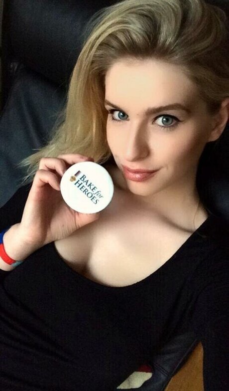 redhead pawg onlyfans hot sex image