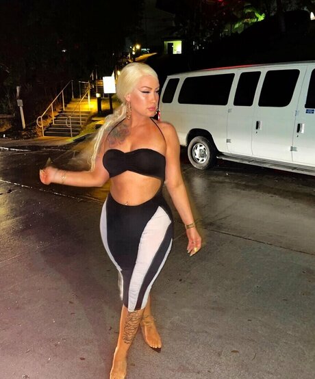 Amber Watkins Profile