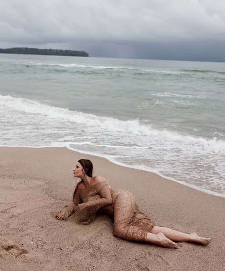 zla vaanda hot model gallery