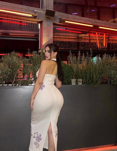 Alibaby131 sexy actress pictures