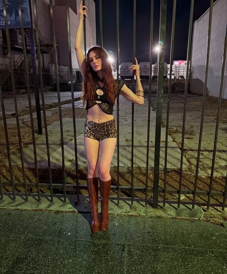 Michaela Jill Murphy nude actress pictures