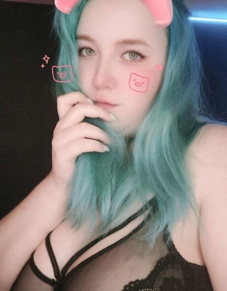 shyskyexo model naked img