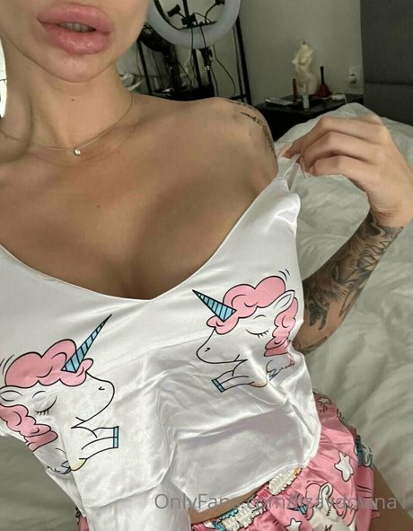 lizavdovina1 naked model pictures