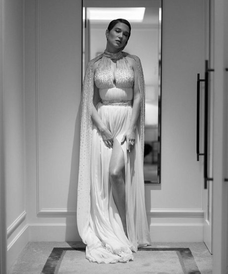 office milf onlyfans nude img