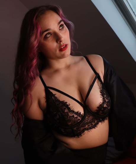 asian sister onlyfans top pics